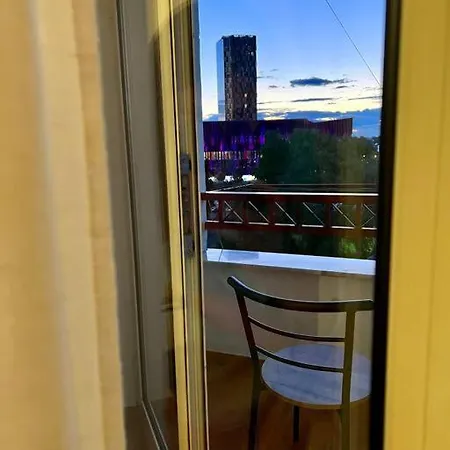 Stadium Apartment25 *